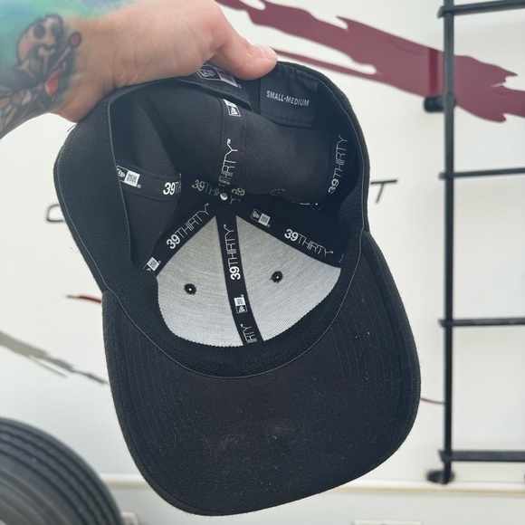 New era Carolina panthers NFL flex fit hat
Black blue size Small-Medium - Picture 4 of 4